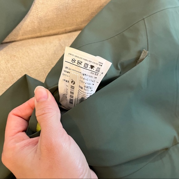 Arc’teryx green Gore-Tex Parka Jacket XS - Picture 15 of 16